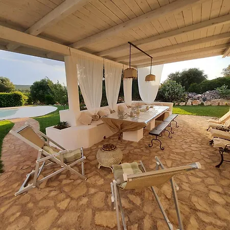 Trulli Luxury La Cedrina Σπίτι διακοπών *
